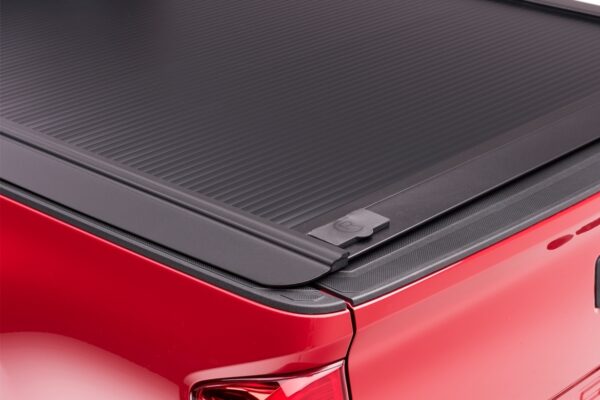 RetraxONE XR + Yakima JetStream Roof Rack System - Image 7
